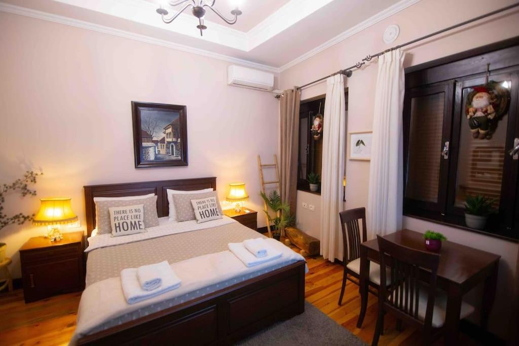 Villa Elezi 2 코르처 외부 사진